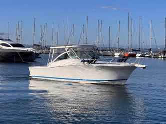 39' Luhrs 2003 Yacht For Sale